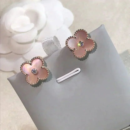 [Lucky Star]CLOVER MEDIUM 1 MOTIFS  PINK MOP DIAMOND EARRINGS