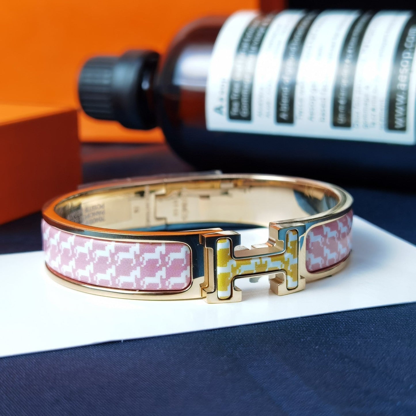 [Lucky Star]H HORSE BRACELET 12MM