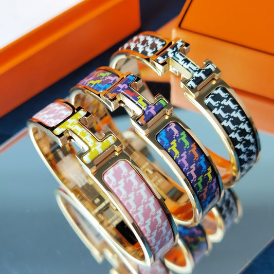 [Lucky Star]H HORSE BRACELET 12MM