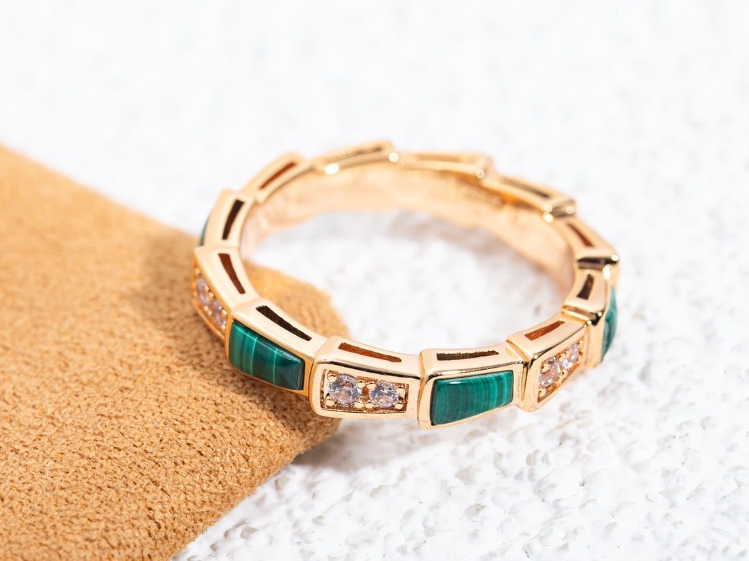 [Lucky Star]SERPENTI RING PINK GOLD MALACHITE DIAMOND 3MM
