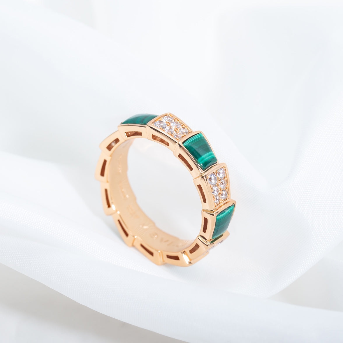 [Lucky Star]SERPENTI RING PINK GOLD MALACHITE DIAMOND PAVED 4MM
