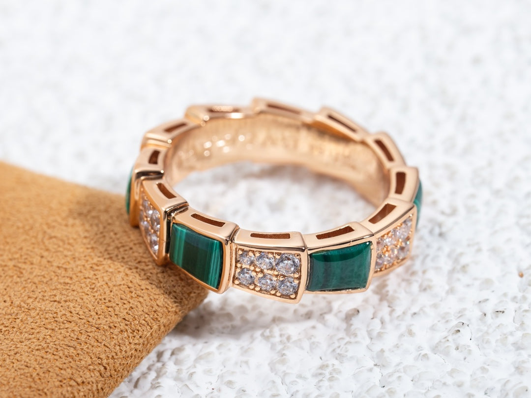 [Lucky Star]SERPENTI RING PINK GOLD MALACHITE DIAMOND PAVED 4MM
