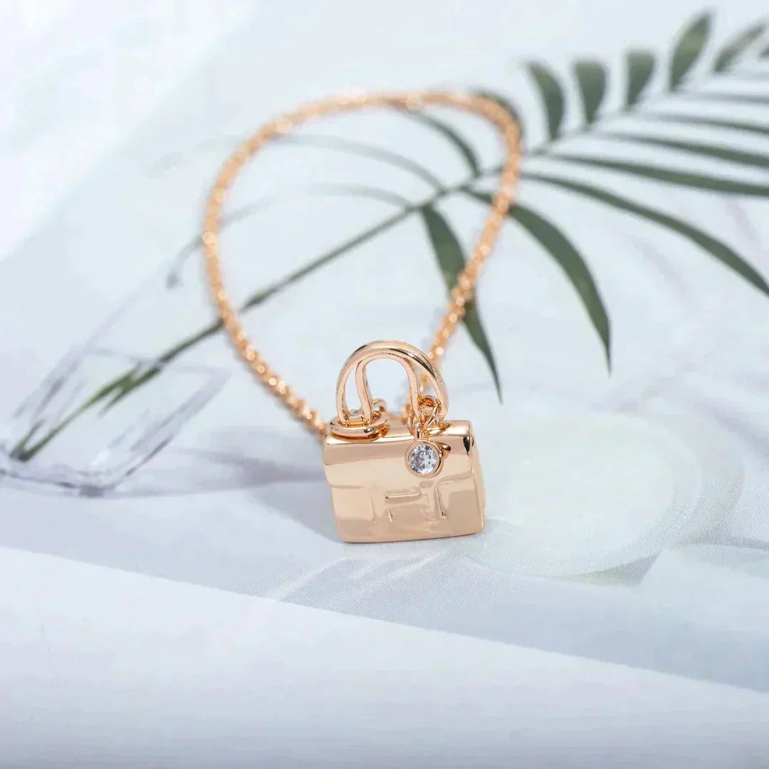 [Lucky Star]AMULETTE PEDANT ROSE GOLD NECKLACE