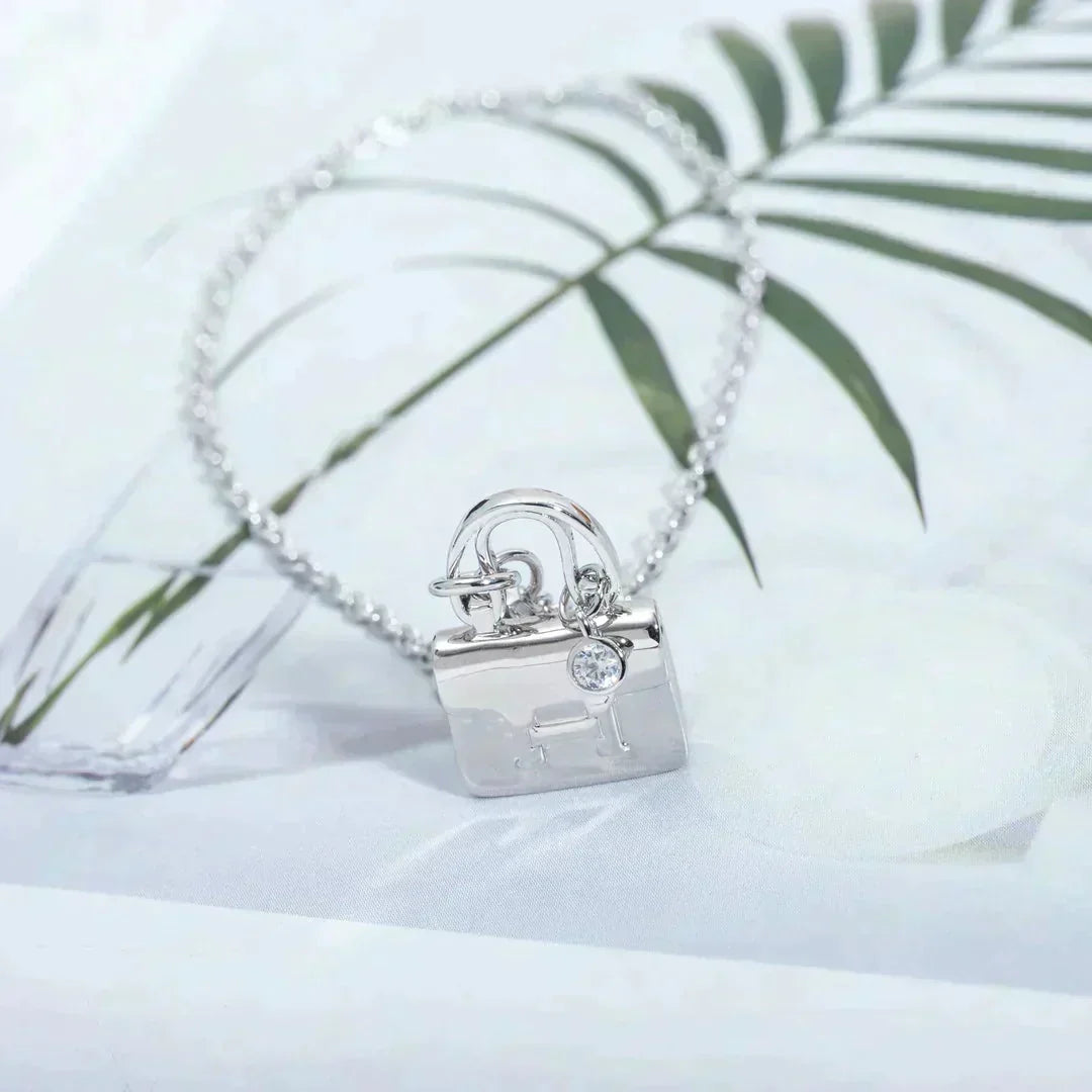 [Lucky Star]AMULETTE PEDANT SILVER NECKLACE