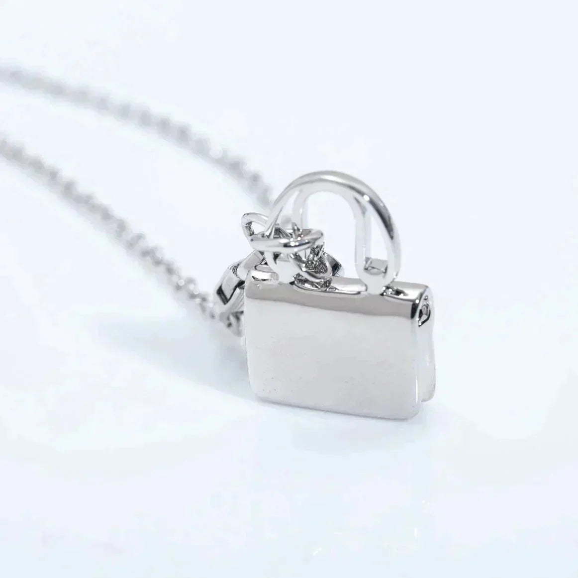 [Lucky Star]AMULETTE PEDANT SILVER NECKLACE