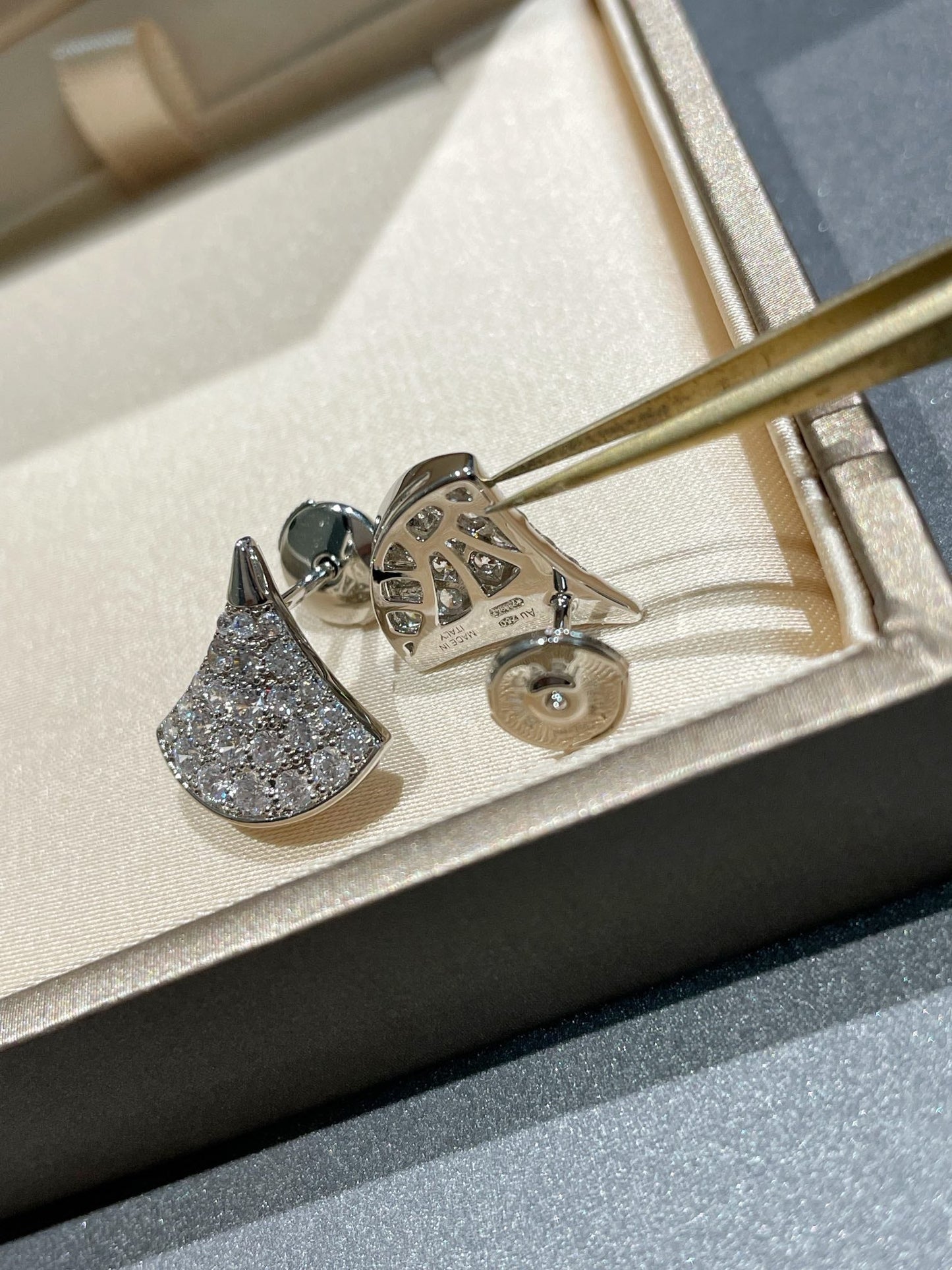 [Lucky Star]DREAM STUD EARRINGS DIAMOND