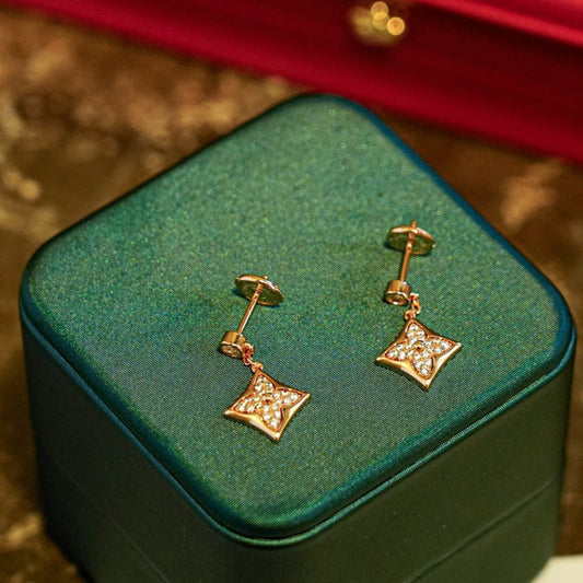 [Lucky Star]STAR DIAMONDS EARRINGS GOLD