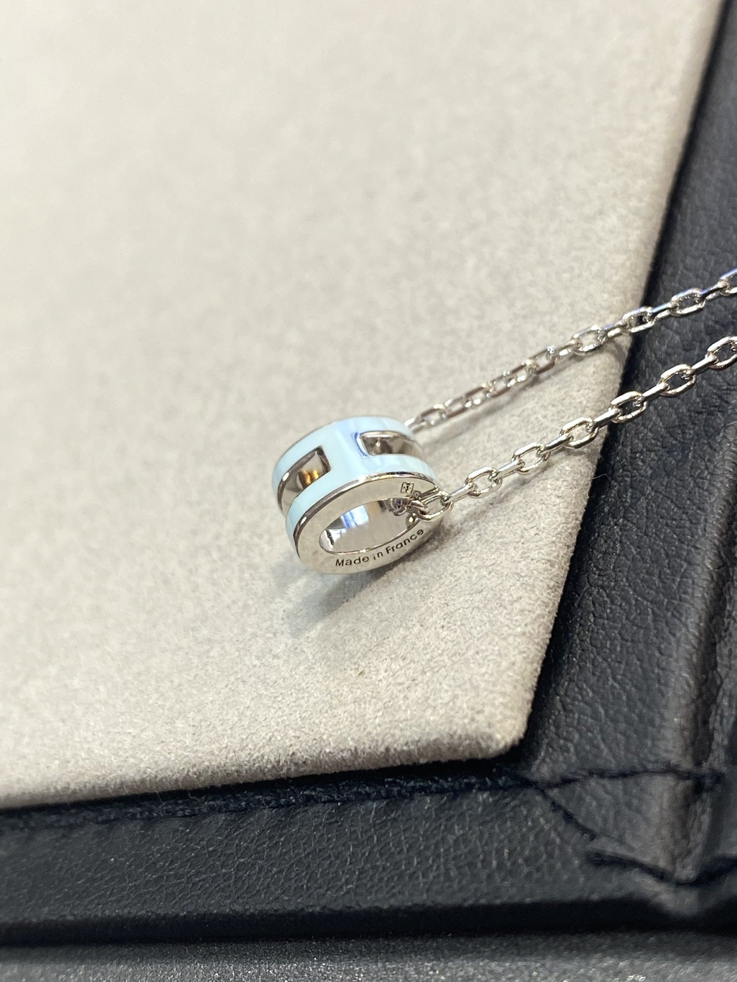 [Lucky Star]POP H LIGHT BLUE NECKLACE
