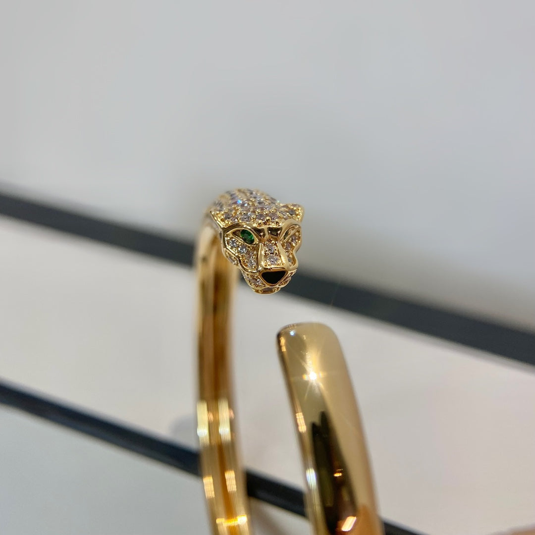 [Lucky Star]PANTHERE GOLD DIAMOND OPEN BRACELET