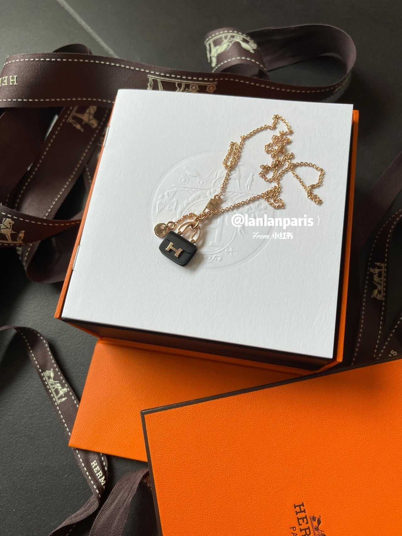 [Lucky Star]CONSTANCE BLACK PEDANT PINK GOLD NECKLACE