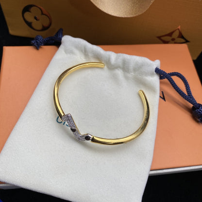 [Lucky Star]VOLTE UPSITE DOWN DIAMOND GOLD OPEN BRACELET