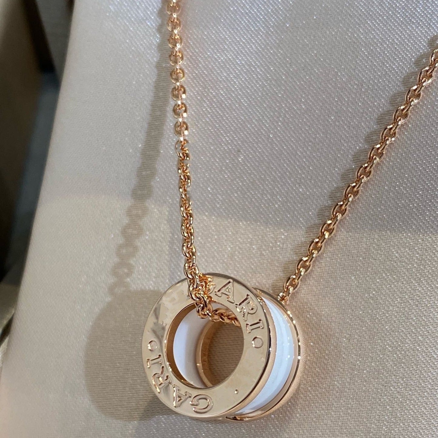 [Lucky Star]ZERO 1 WHITE CERAMIC PINK GOLD NECKLACE