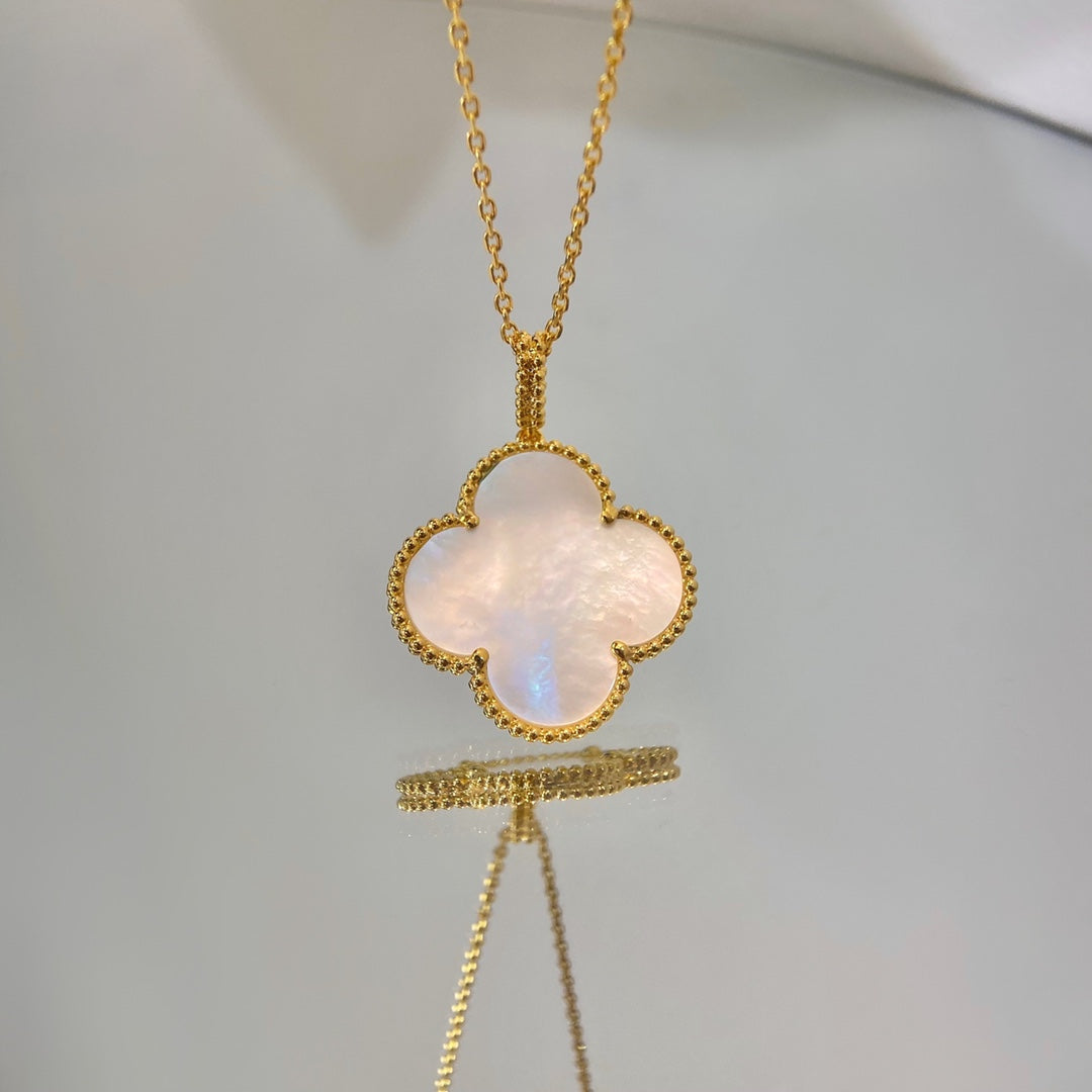 [Lucky Star]CLOVER 25MM MOP LARGE PENDANT NECKLACE