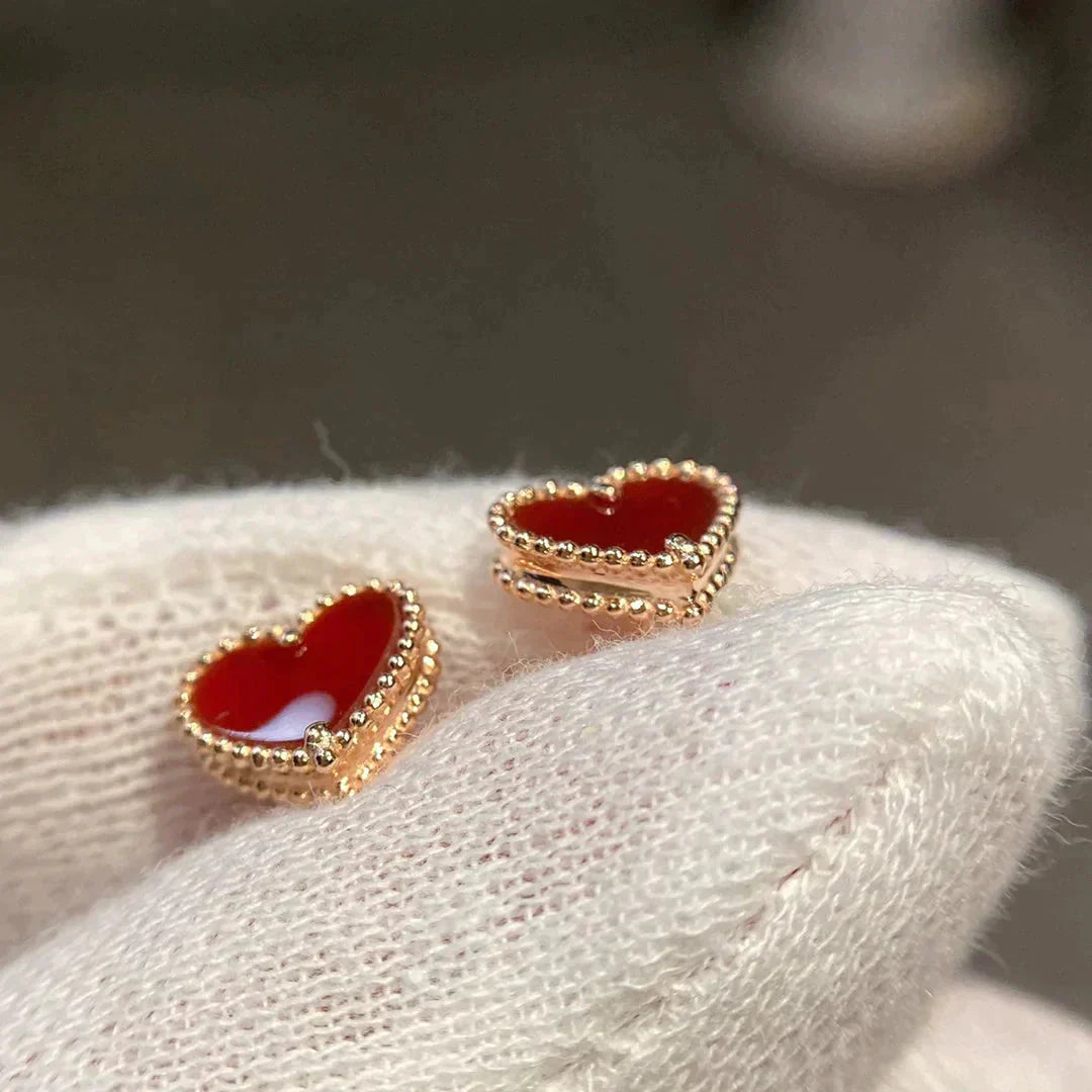 [Lucky Star]HEART CARNELIAN STUD EARRINGS