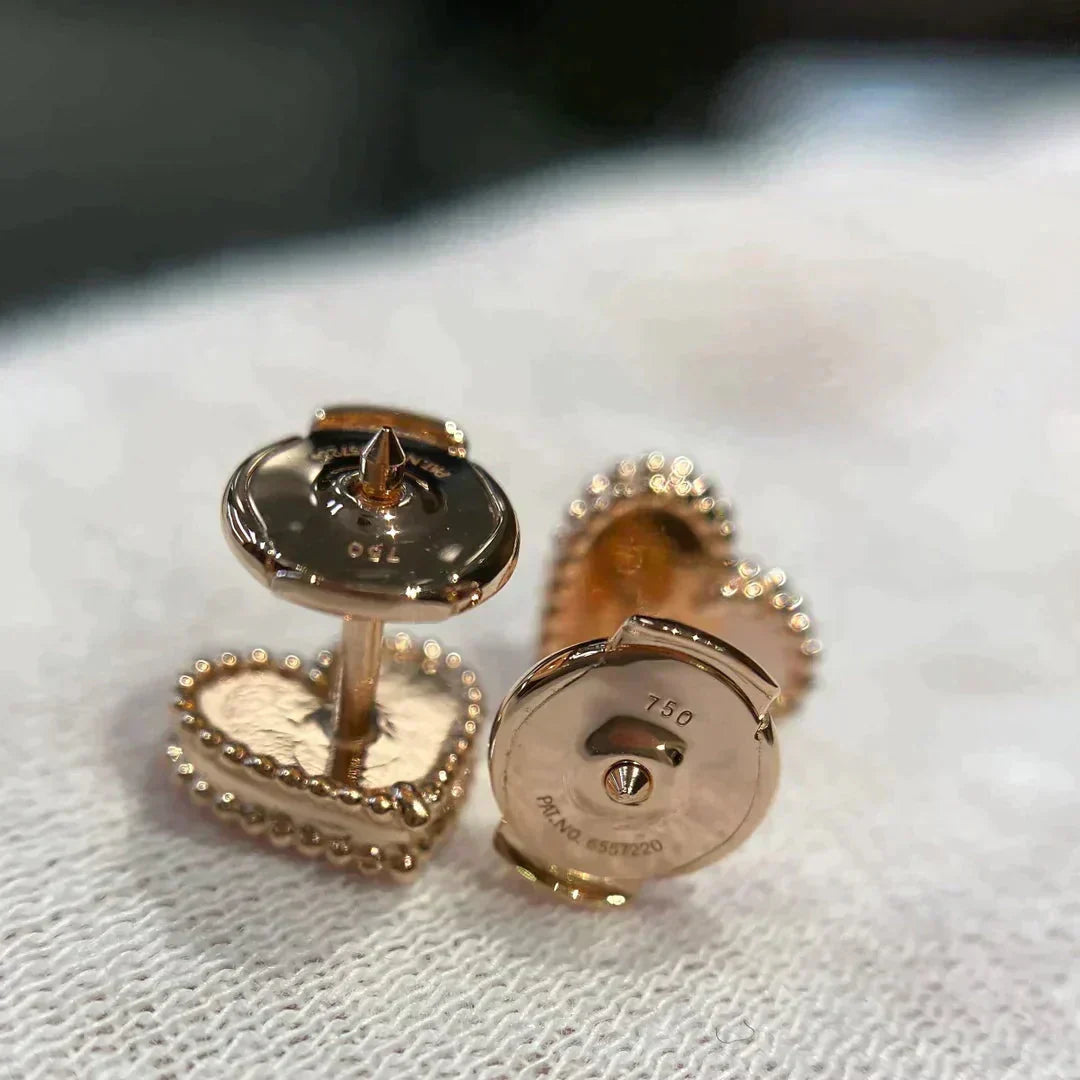 [Lucky Star]HEART CARNELIAN STUD EARRINGS