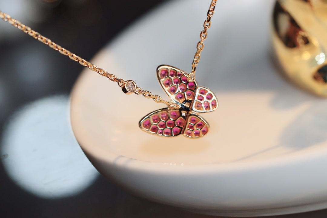 [Lucky Star]BUTTERFLY RED DIAMOND ROSE GOLD NECKLACE