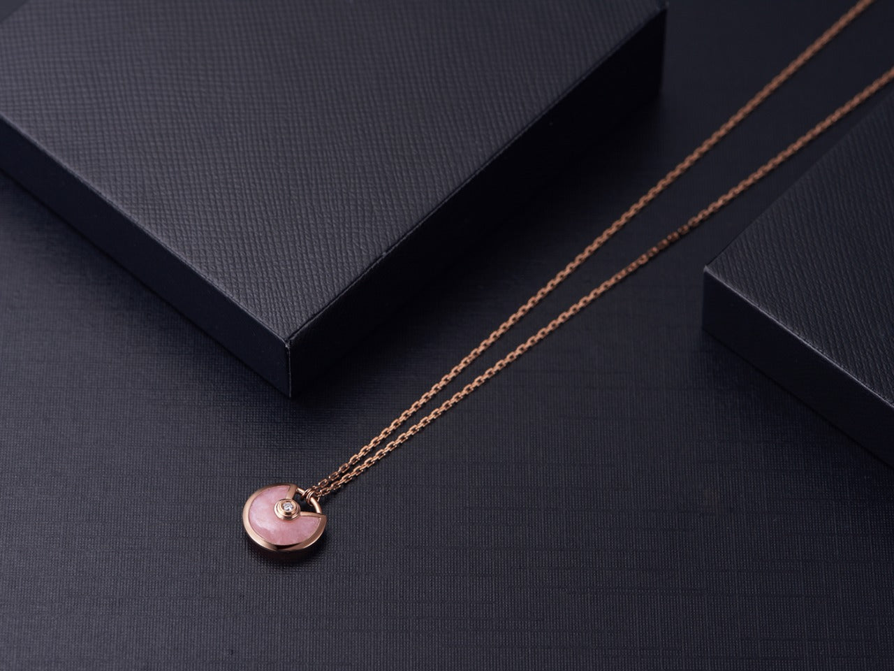 [Lucky Star]AMULETTE ROSE GOLD PINK MOP NECKLACE