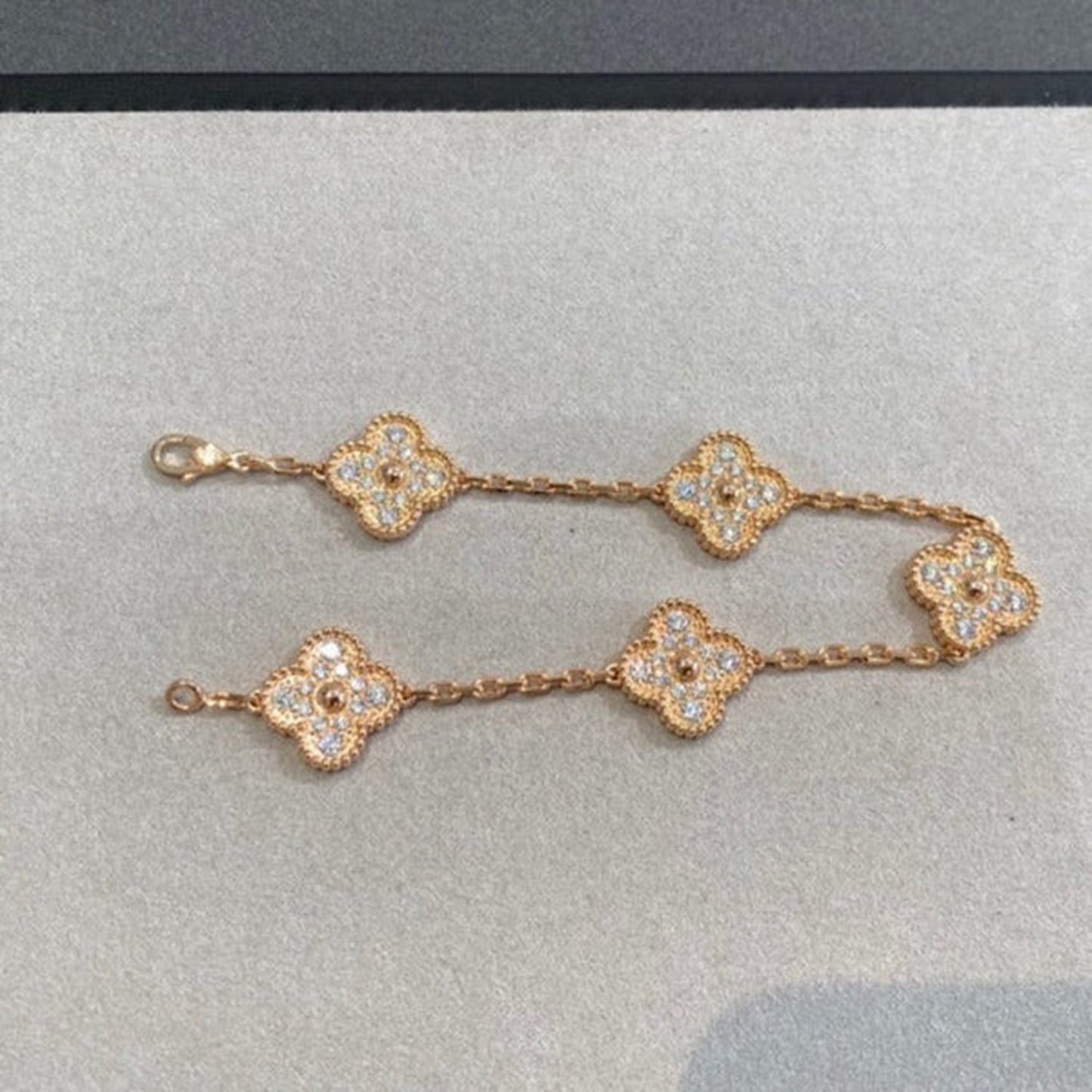 [Lucky Star]CLOVER 5 MOTIFS  FULL DIAMOND BRACELET