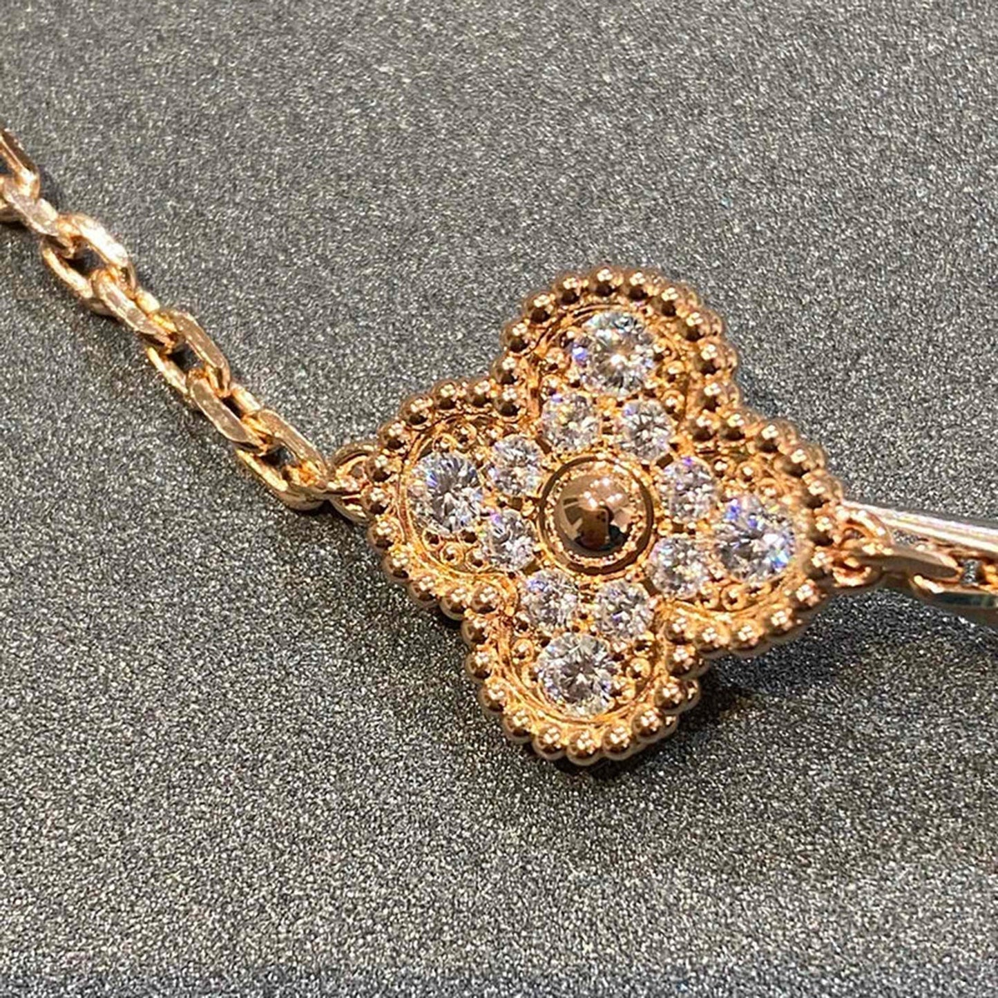 [Lucky Star]CLOVER 5 MOTIFS  FULL DIAMOND BRACELET