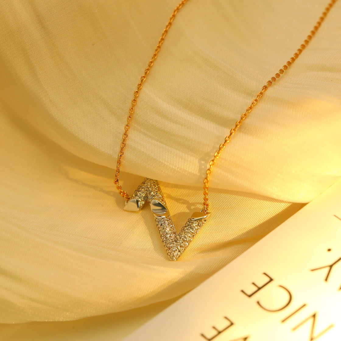 [Lucky Star]VOLT SILVER DIAMOND PEDANT NECKLACE