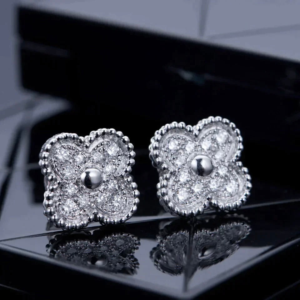 [Lucky Star]CLOVER 1 MOTIFS DIAMOND STUD EARRINGS SILVER