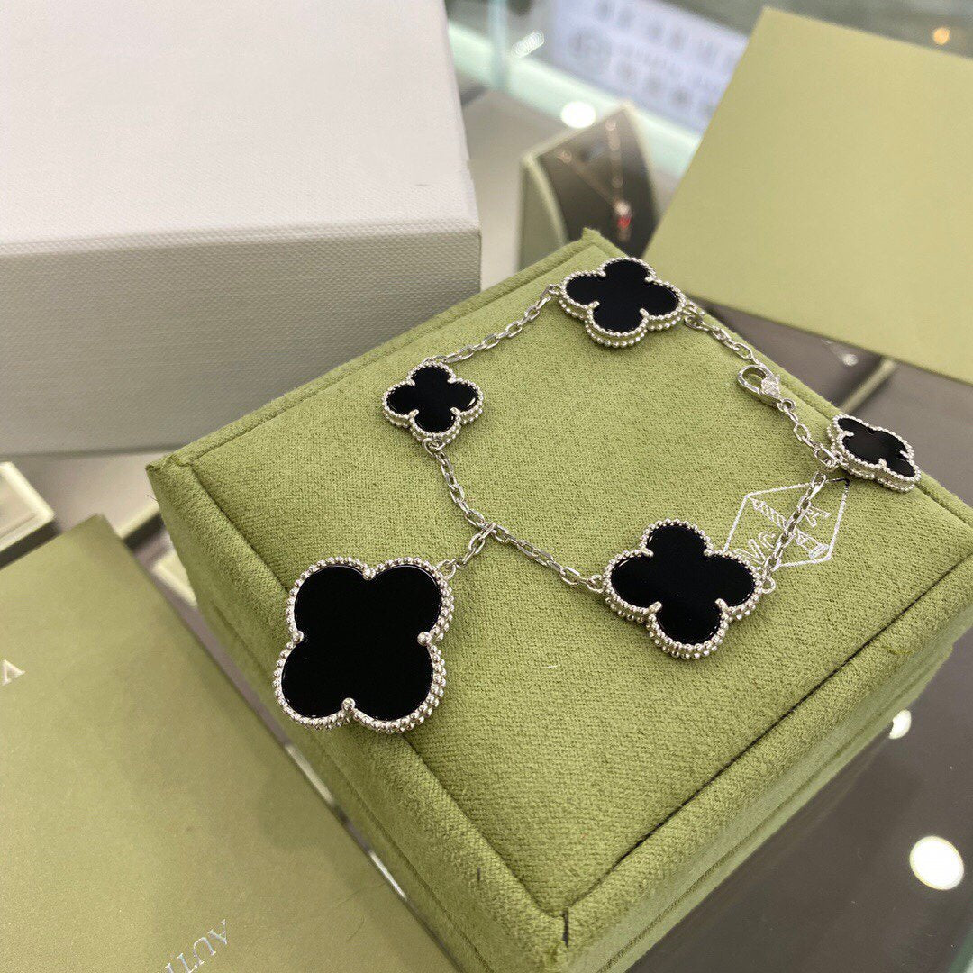 [Lucky Star]CLOVER 5 MOTIFS SIVLER ONYX BRACELET