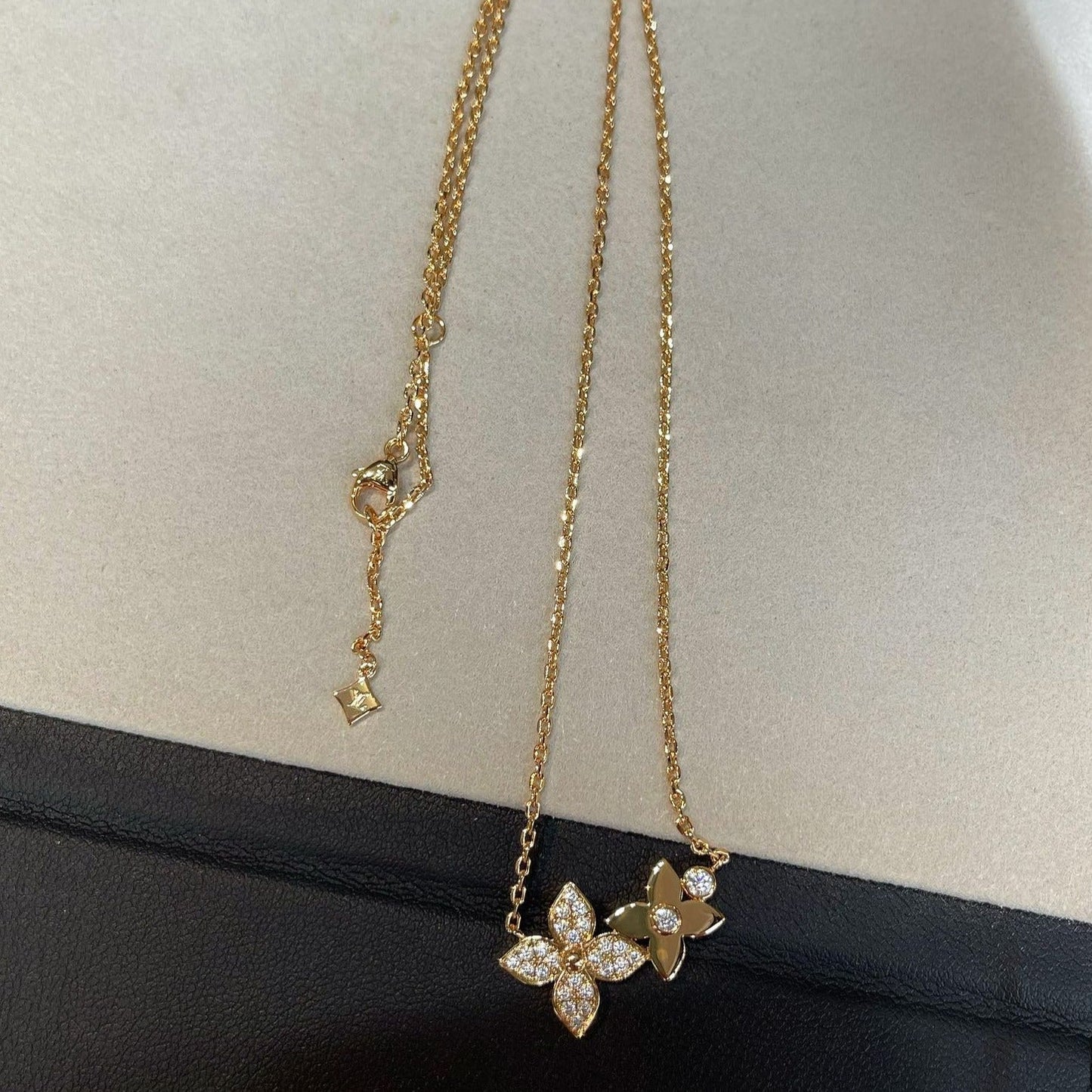 [Lucky Star]STAR BLOSSOM NECKLACE PINK GOLD DIAMONDS