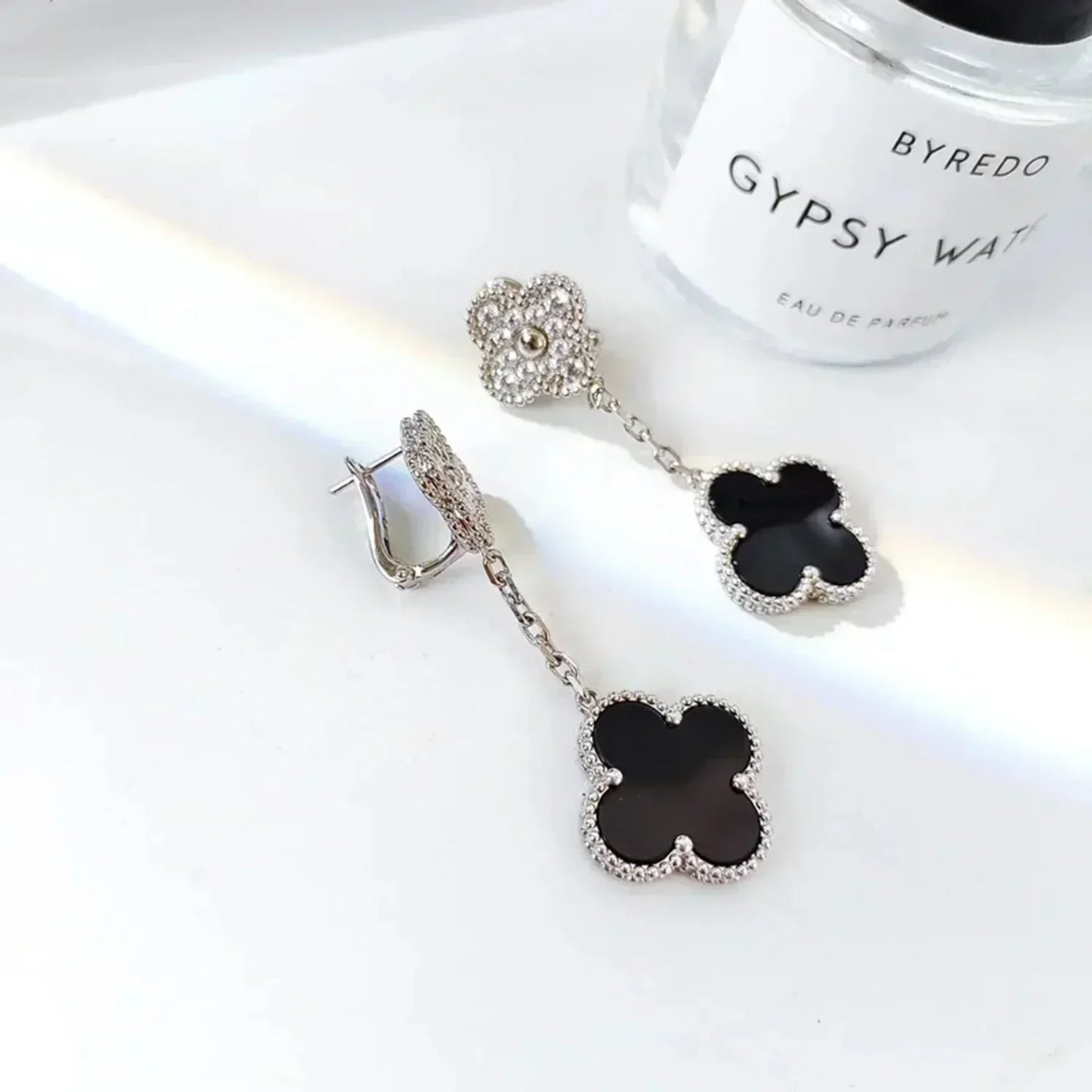 [Lucky Star]CLOVER 2 MOTIFS  DIAMOND ONYX EARRINGS SILVER