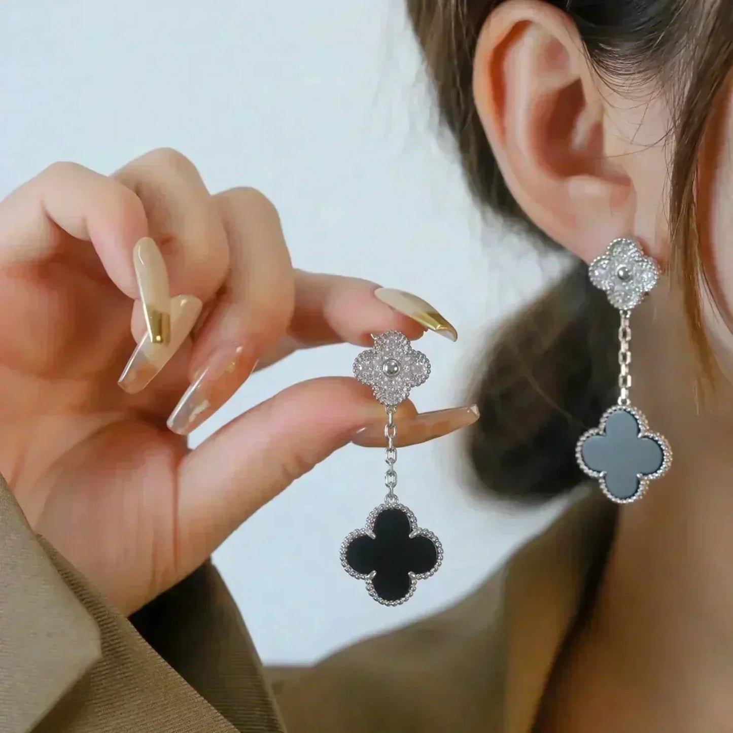 [Lucky Star]CLOVER 2 MOTIFS  DIAMOND ONYX EARRINGS SILVER