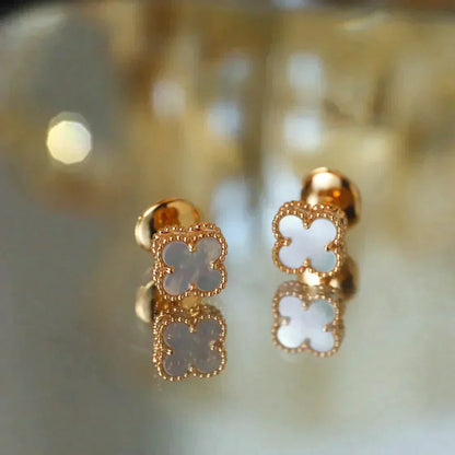 [Lucky Star]CLOVER MINI 9.5MM WHITE MOP EARRINGS