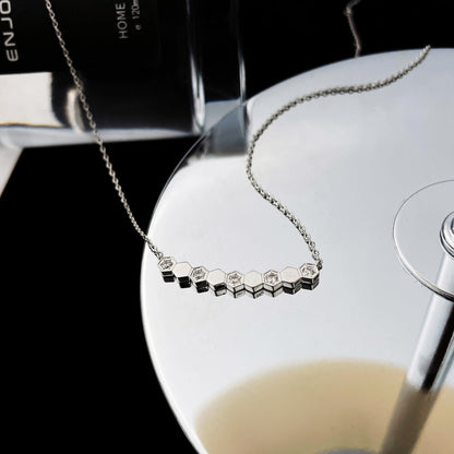 [Lucky Star]BEE MY LOVE DIAMOND NECKLACE
