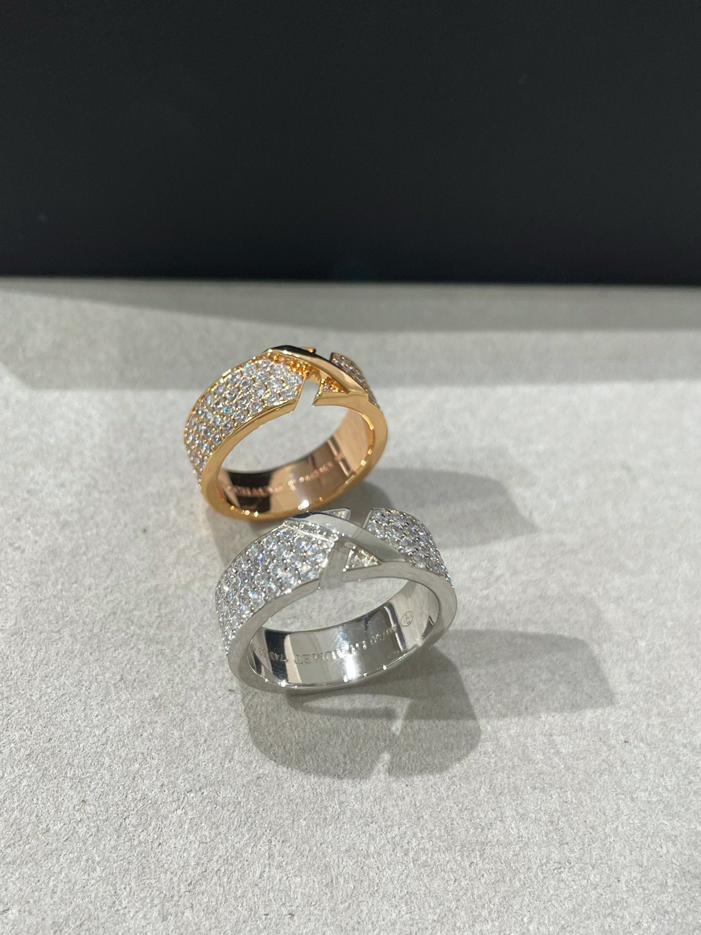[Lucky Star]LIENS EVIDENCE  DIAMOND PAVED RING