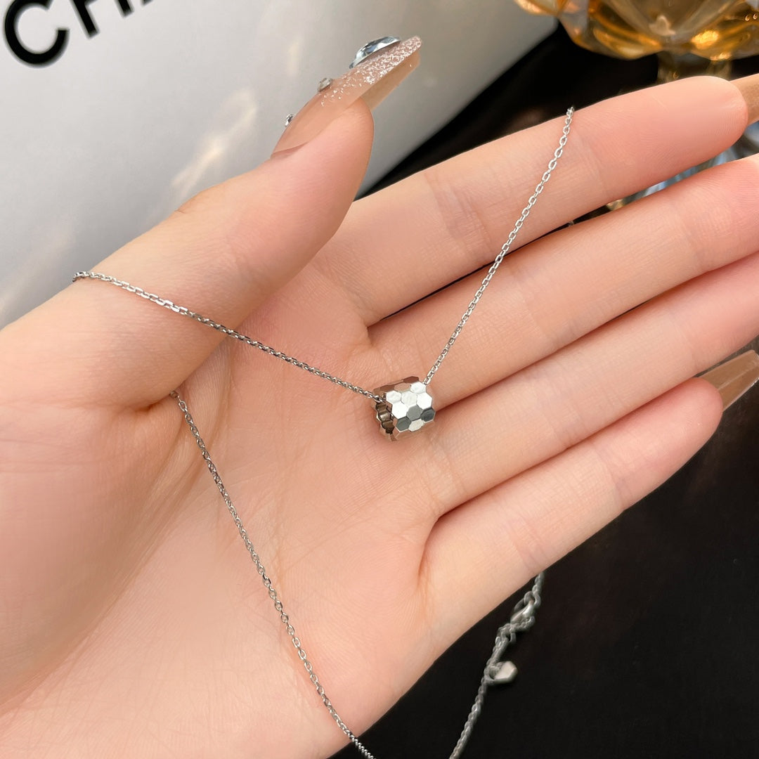 [Lucky Star]BEE MINI NECKLACE