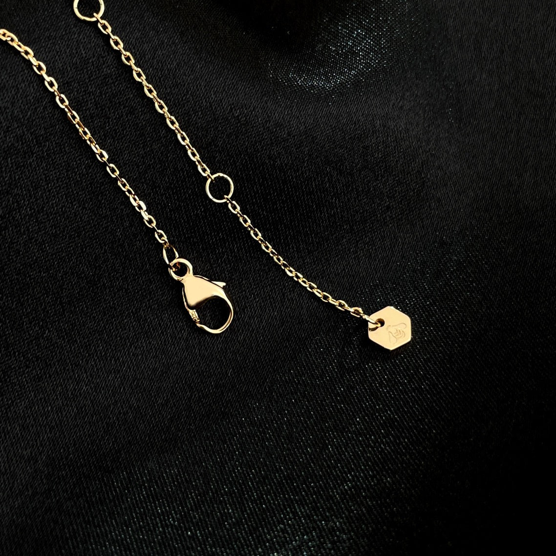 [Lucky Star]BEE MINI NECKLACE