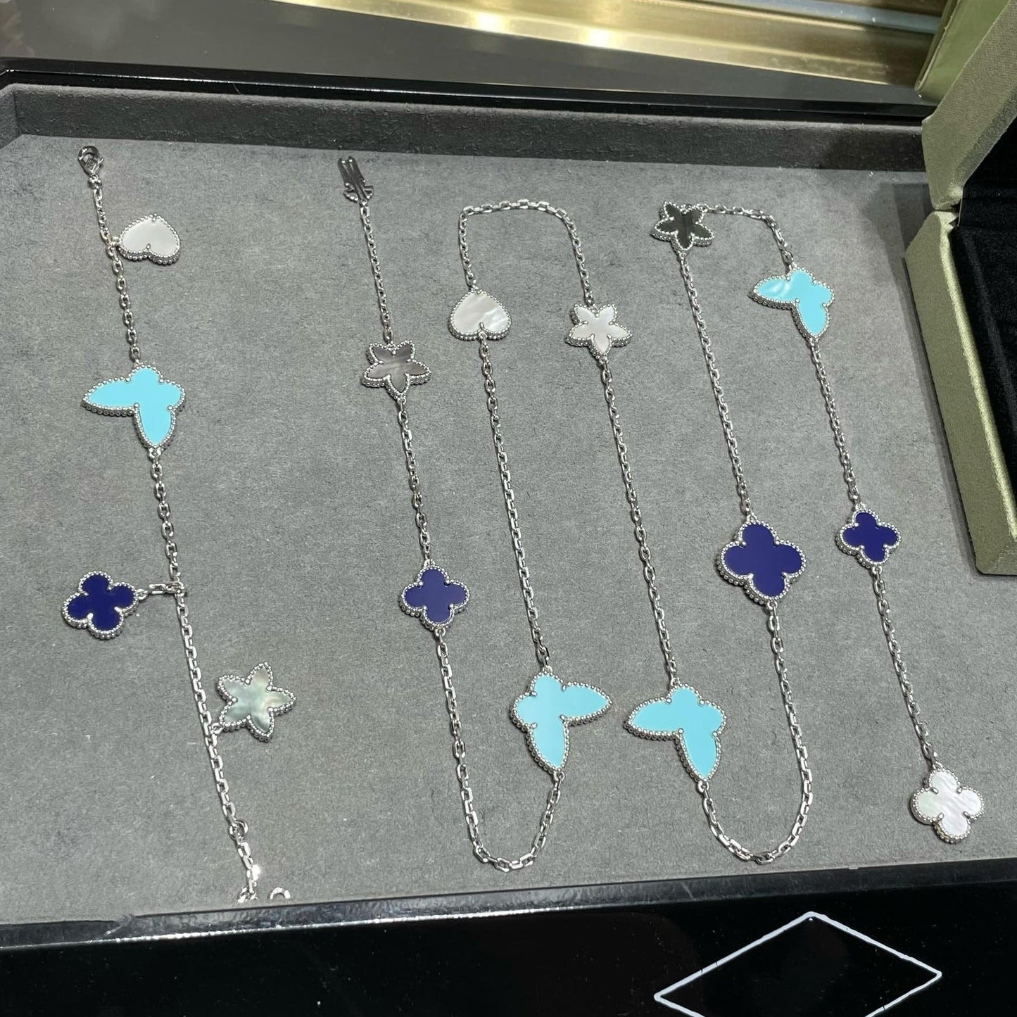 [Lucky Star]LUCKY CLOVER SILVER 11 MOTIF NECKLACE