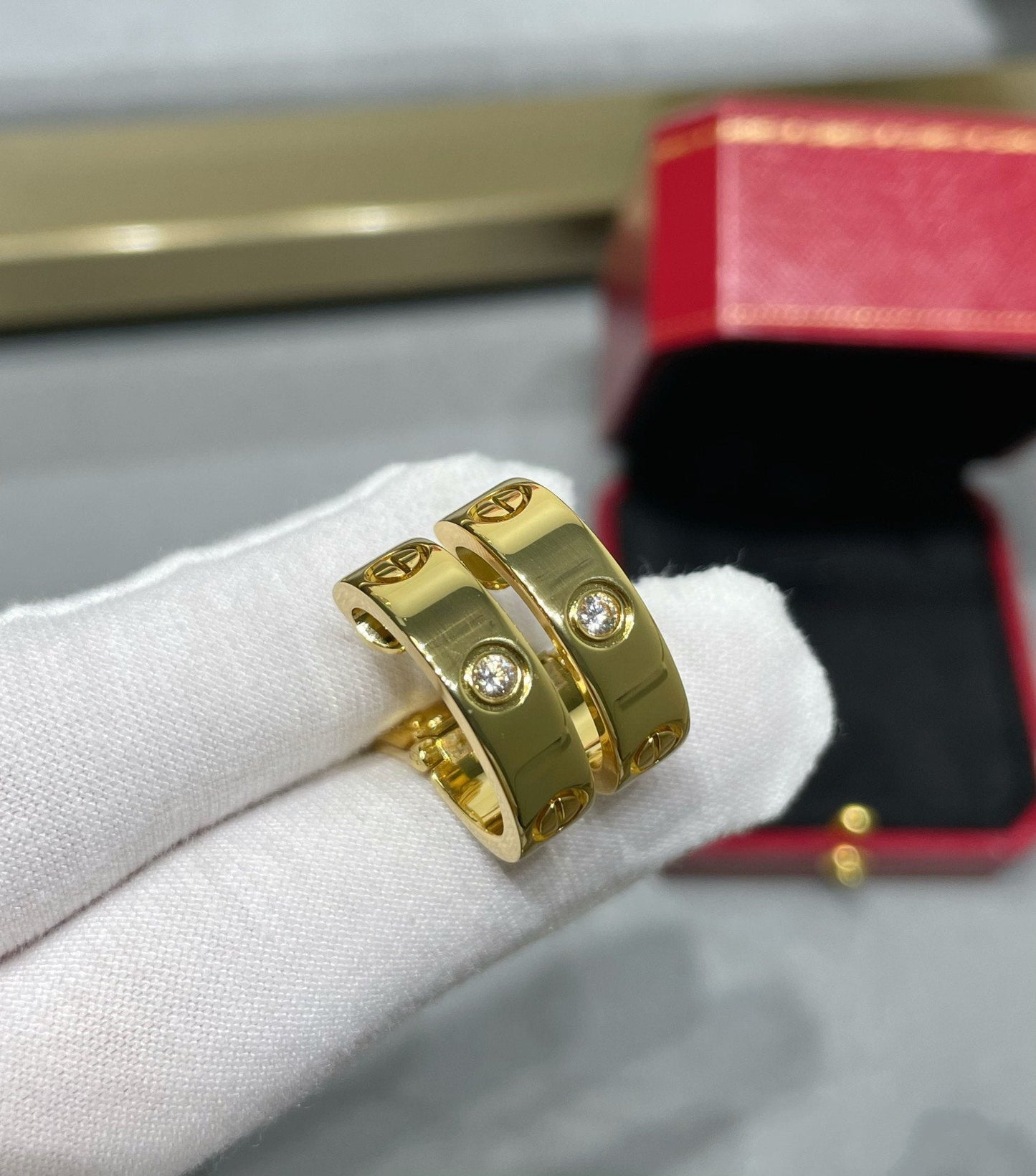 [Lucky Star]LOVE 5.5MM 1 DIAMOND EARRINGS