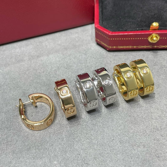 [Lucky Star]LOVE 5.5MM 1 DIAMOND EARRINGS