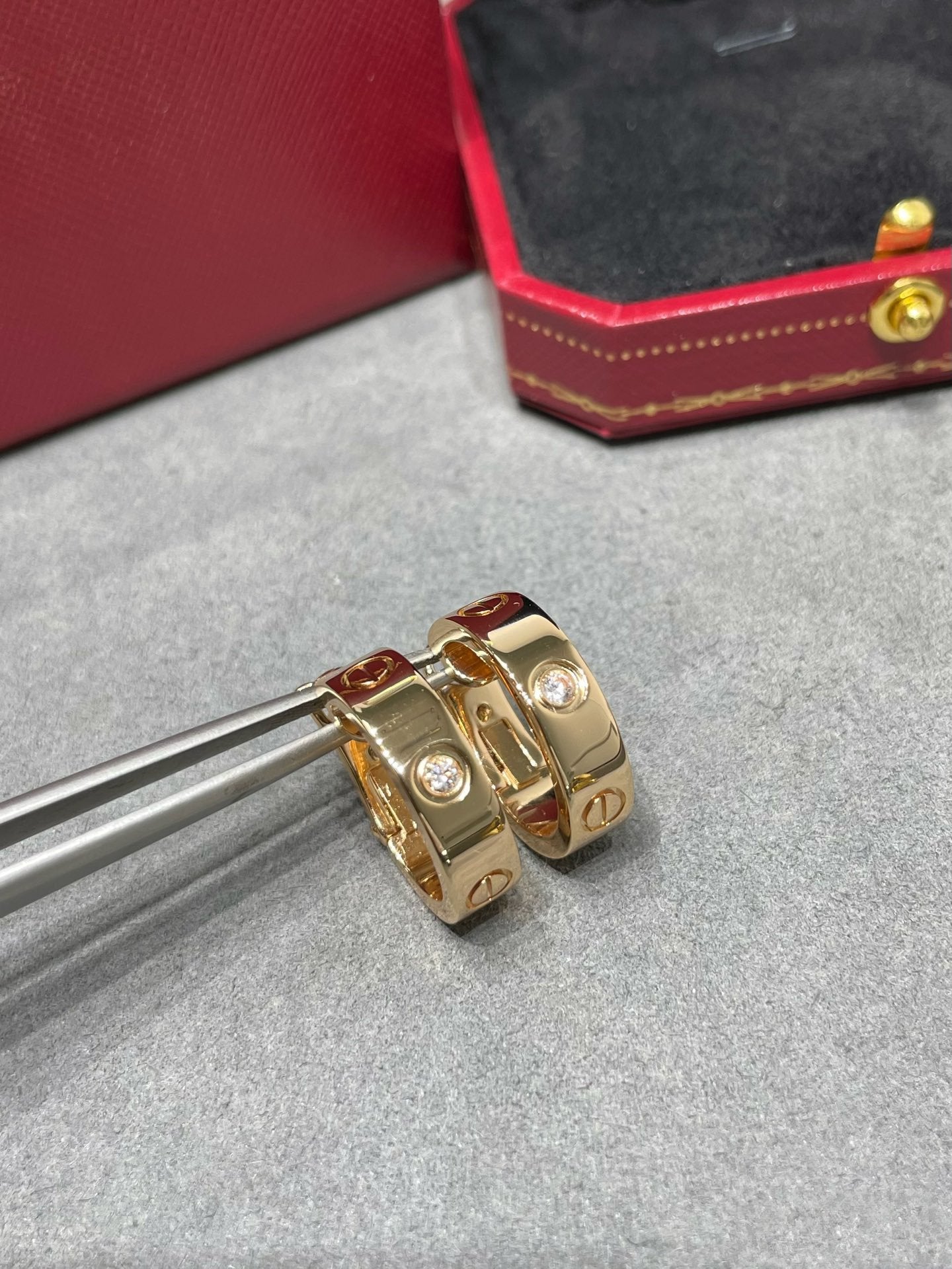 [Lucky Star]LOVE 5.5MM 1 DIAMOND EARRINGS