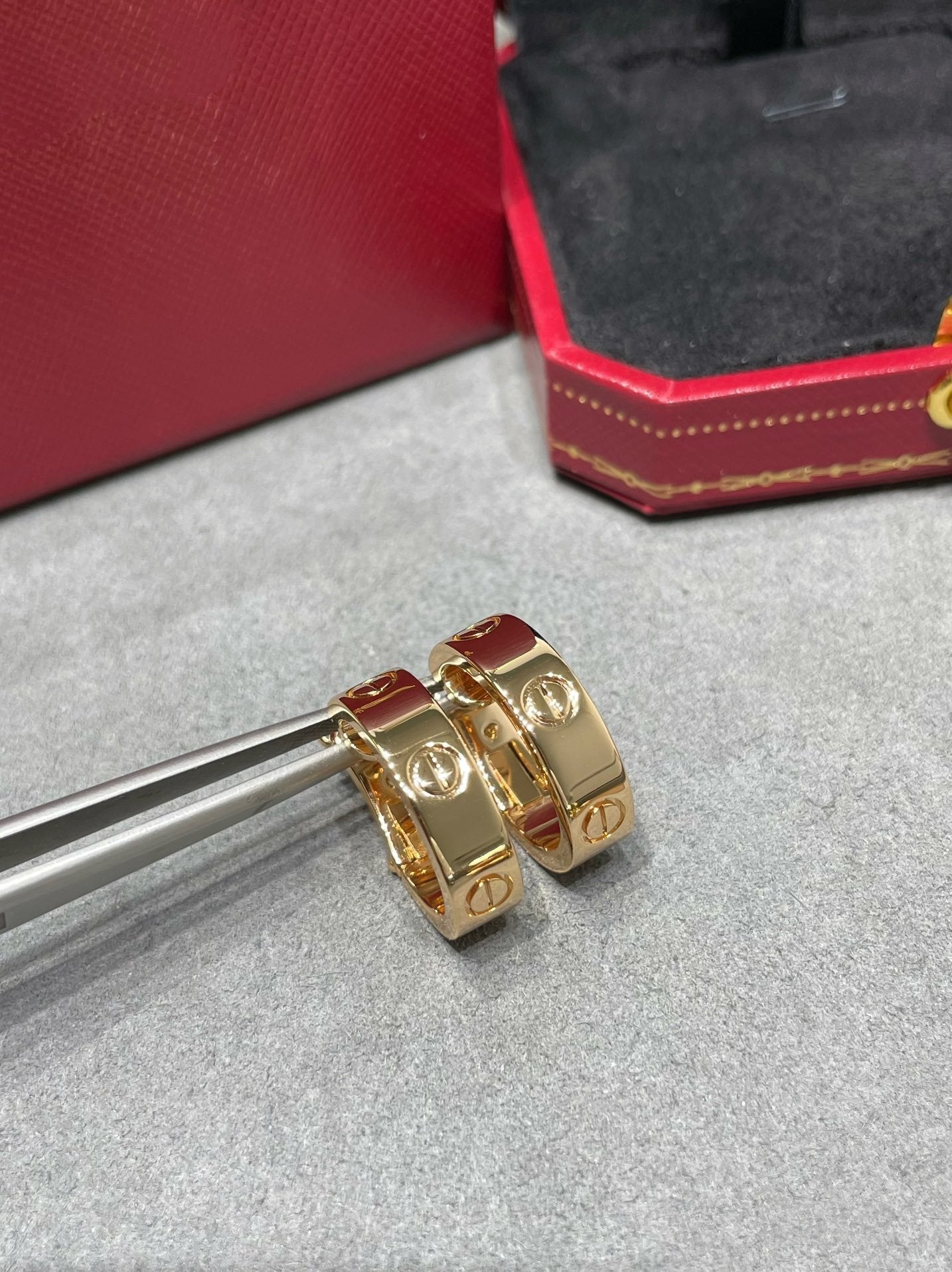 [Lucky Star]LOVE 5.5MM EARRINGS
