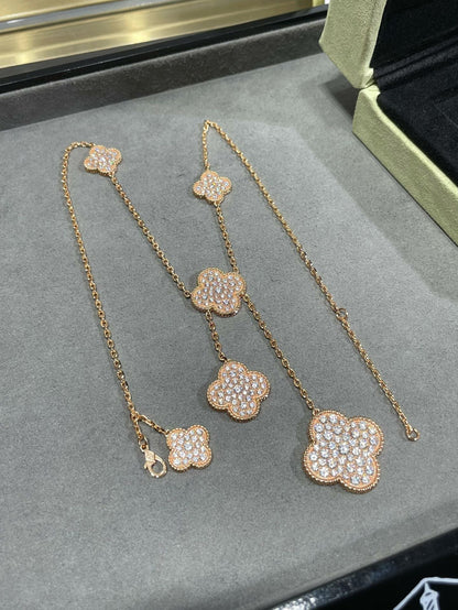 [Lucky Star]CLOVER 6 MOTIF DIAMOND PAVED NECKLACE