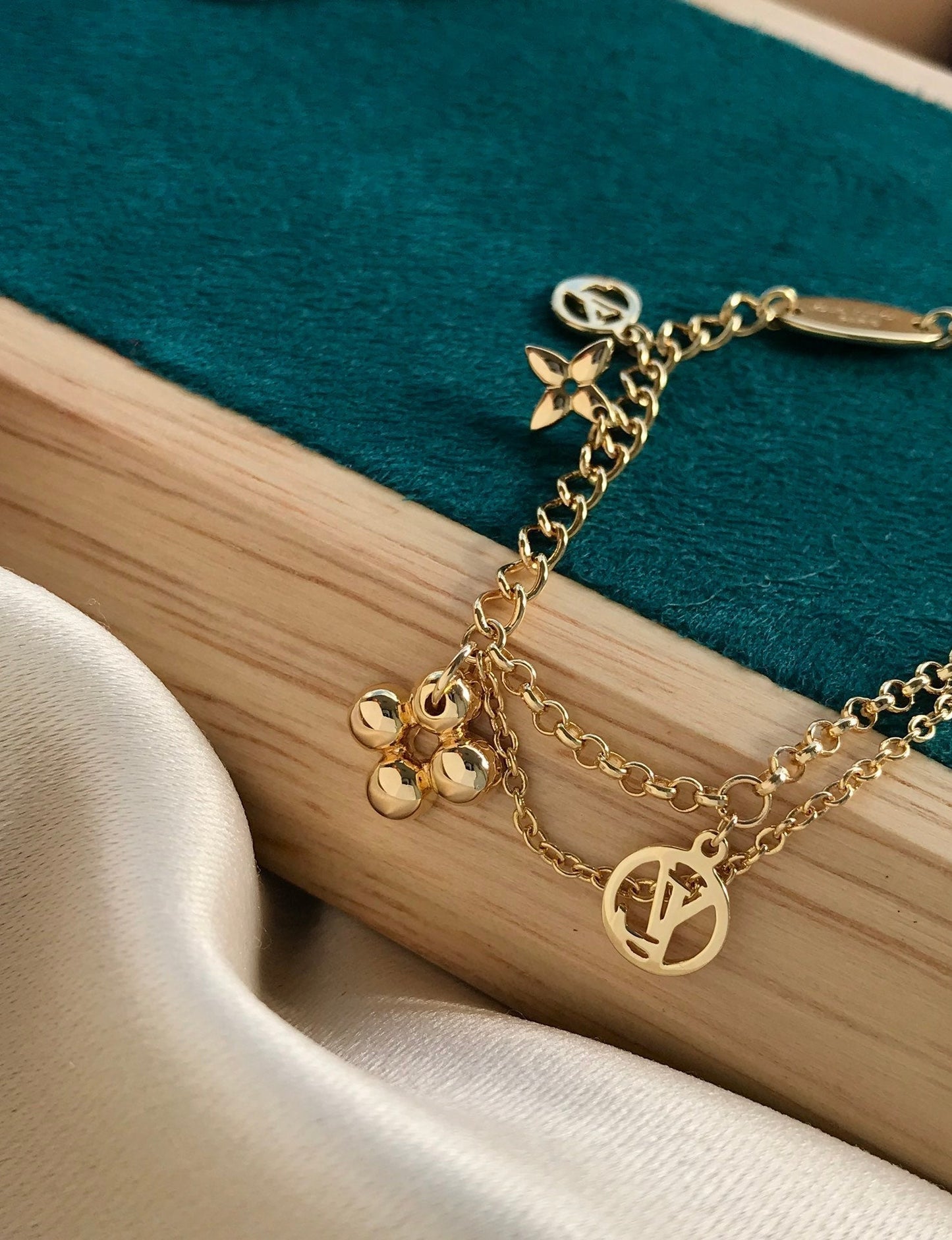 [Lucky Star]BLOOMING PINK GOLD MOP BRACELET