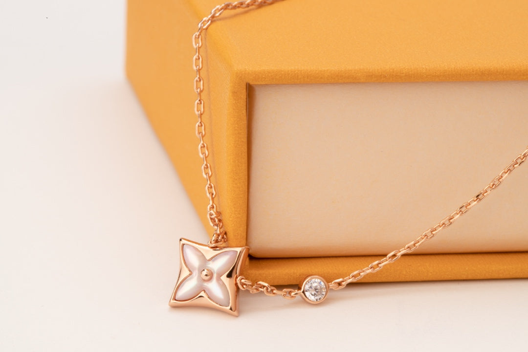 [Lucky Star]STAR PINK MOP 1 DIAMOND PINK GOLD NECKLACE