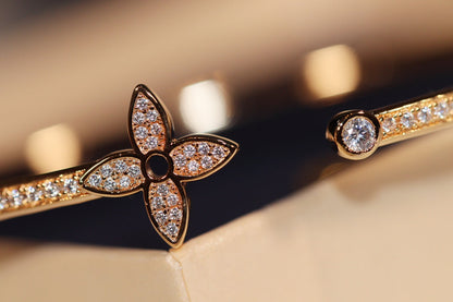 [Lucky Star]IDYLLE GOLD OPEN BRACELET DIAMOND PAVED