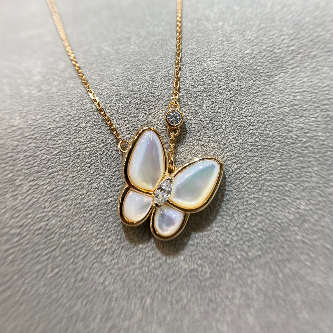 [Lucky Star]BUTTERFLY MOP DIAMOND NECKLACE