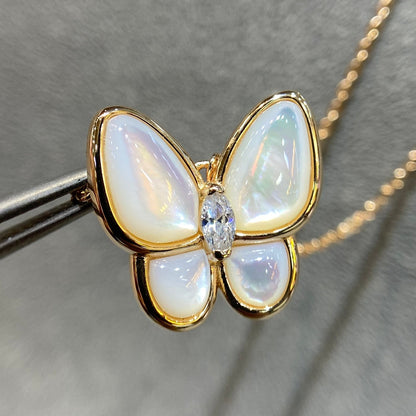 [Lucky Star]BUTTERFLY MOP DIAMOND NECKLACE