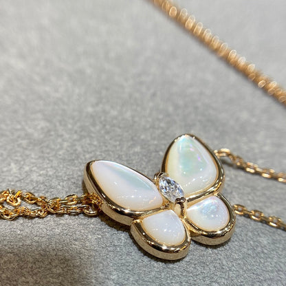 [Lucky Star]BUTTERFLY MOP DIAMOND NECKLACE