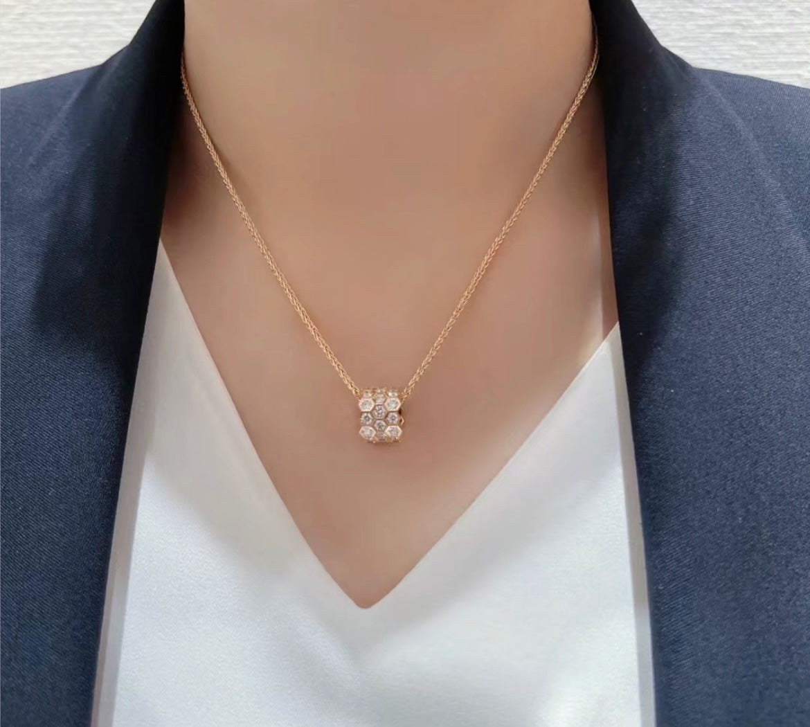 [Lucky Star]BEE LOVE DIAMOND PAVED 3 ROW NECKLACE