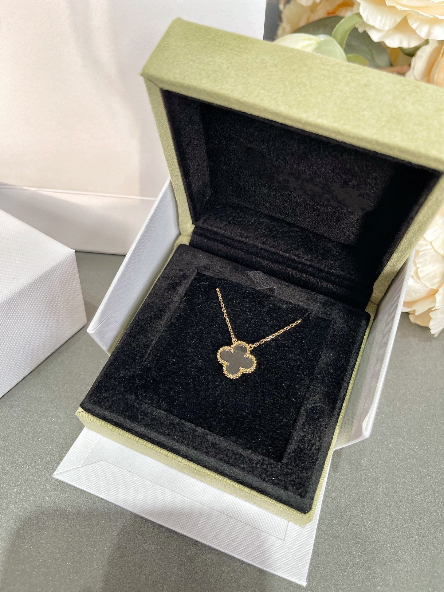 [Lucky Star]CLOVER ROCK CRYSTAL ROSE GOLD NECKLACE