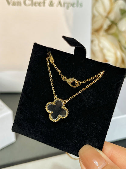 [Lucky Star]CLOVER ROCK CRYSTAL ROSE GOLD NECKLACE