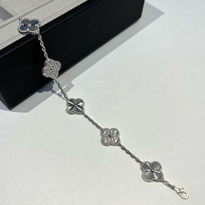 [Lucky Star]CLOVER 5 MOTIF SILVER DIAMOND BRACELET